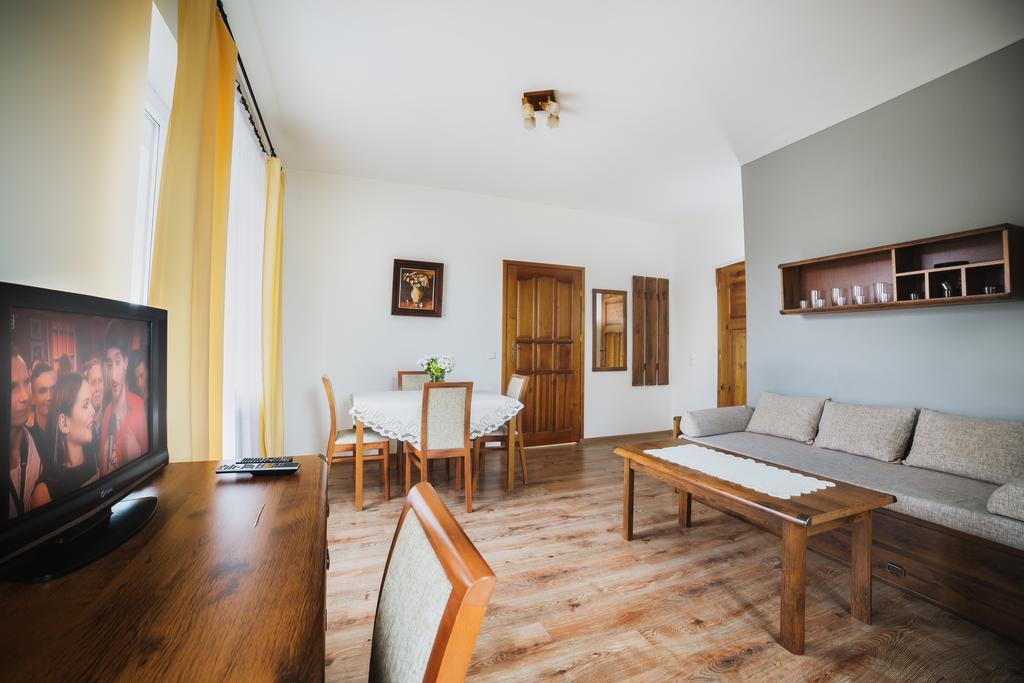Biala Akacja Resort & Business Prudnik Buitenkant foto